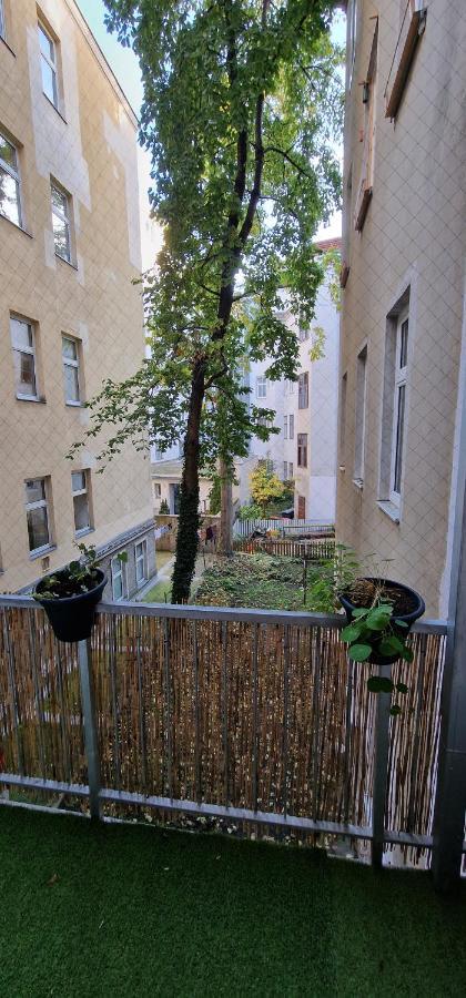 Magic-Trio-Apartment-Im- Zentrum-Von-Wien Dış mekan fotoğraf